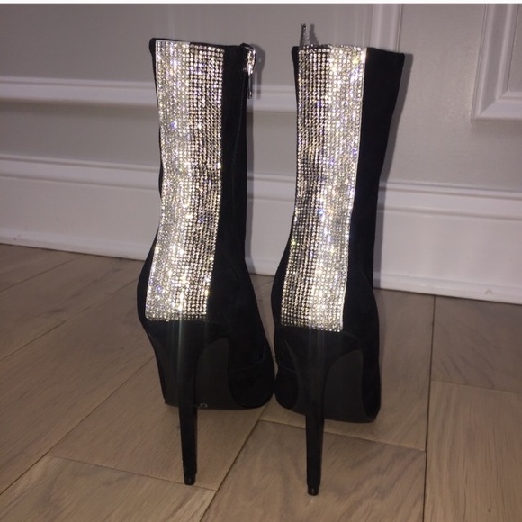 Steve Madden Wagu ankle boots suede rhinestones - Picture 2 of 6